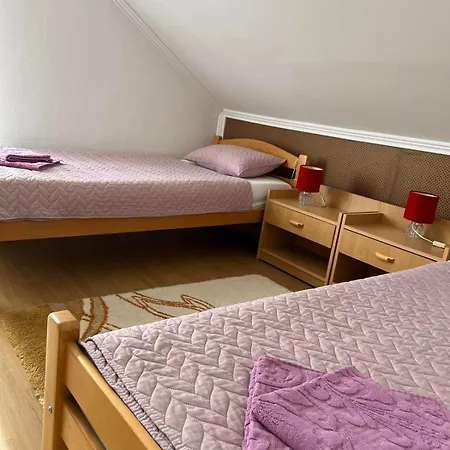 Apartment White House *