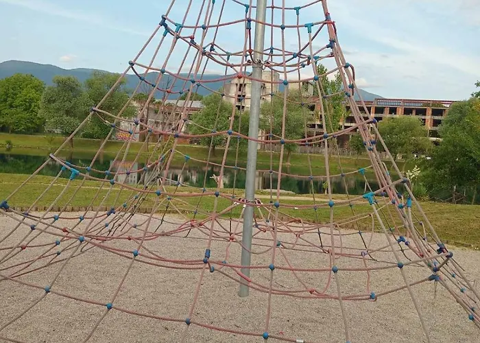 White House Apartment *